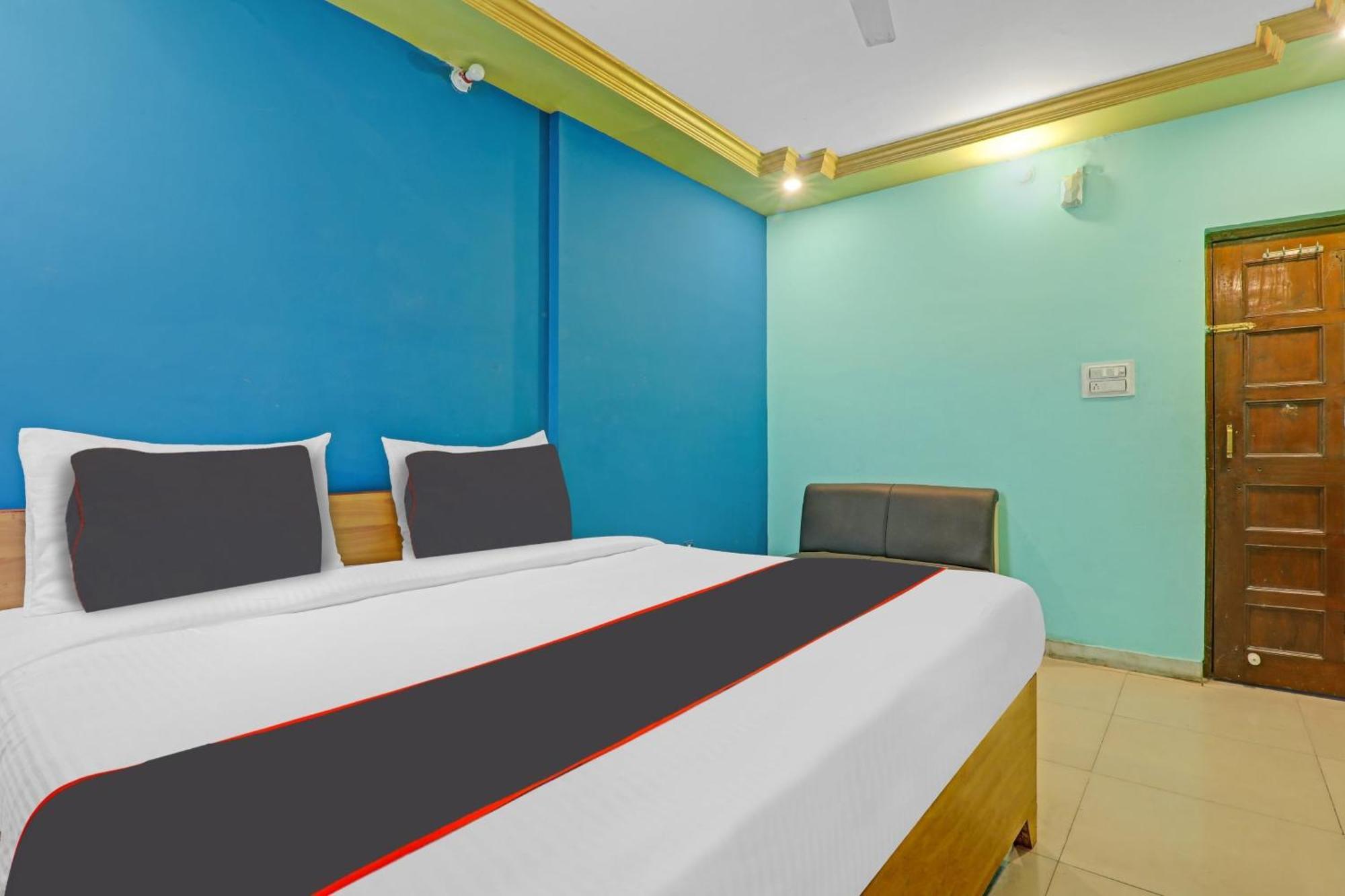 Collection O Premier Near Hazratganj Hotel Lucknow Exterior photo